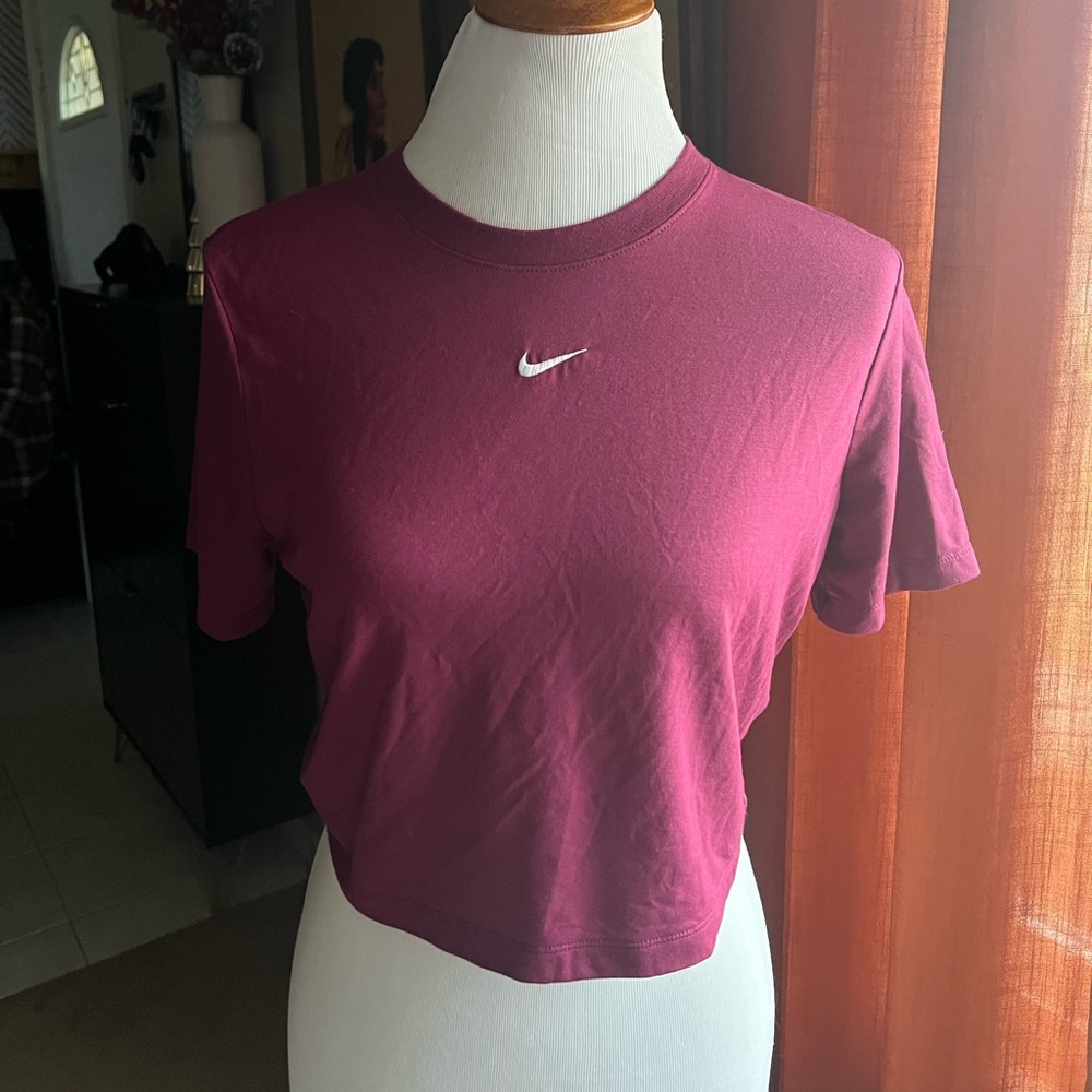 Nike slim fit tee